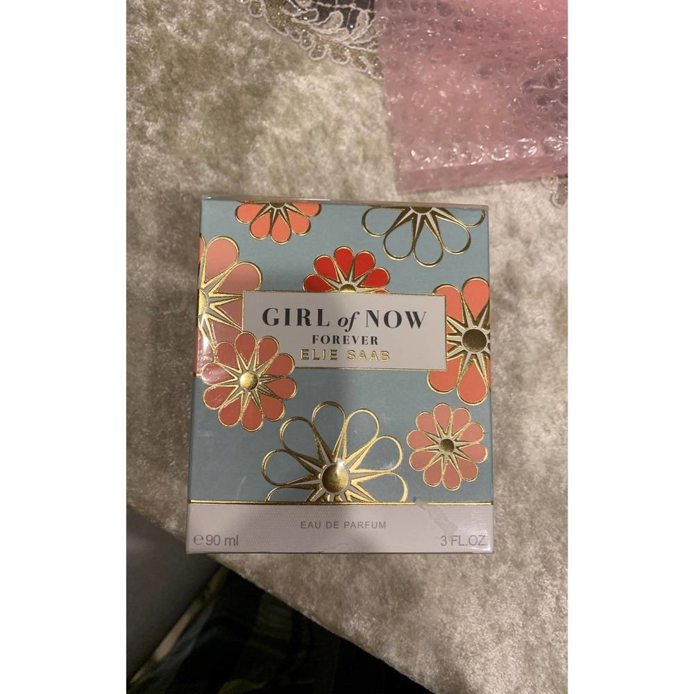 Girl of now forever perfum Elie Saab